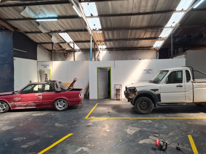 Well Sized and an Excellent Location for your business - Photo 7