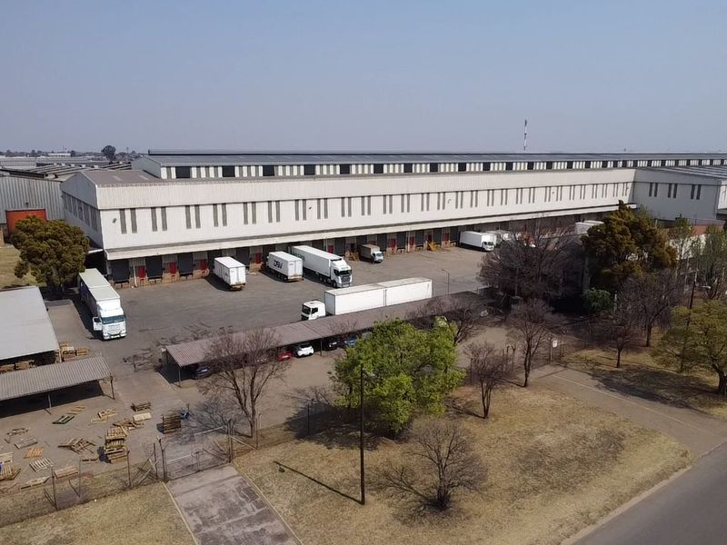 Prime Logistics Warehouse For Sale – Bevan Road, Roodekop - Photo 5