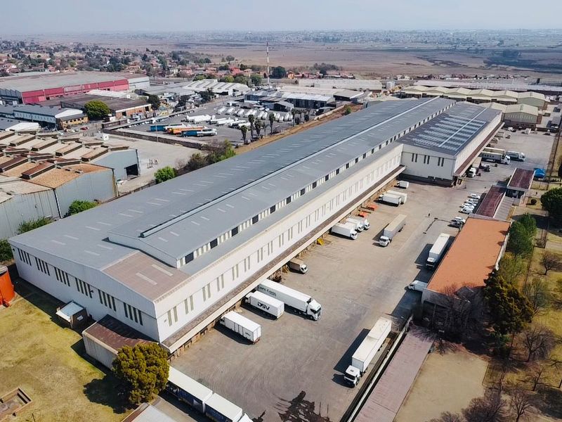 Prime Logistics Warehouse For Sale – Bevan Road, Roodekop - Photo 10