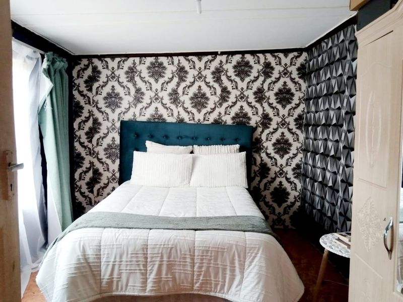 2 Bedroom House for Sale in Mdantsane - Photo 7