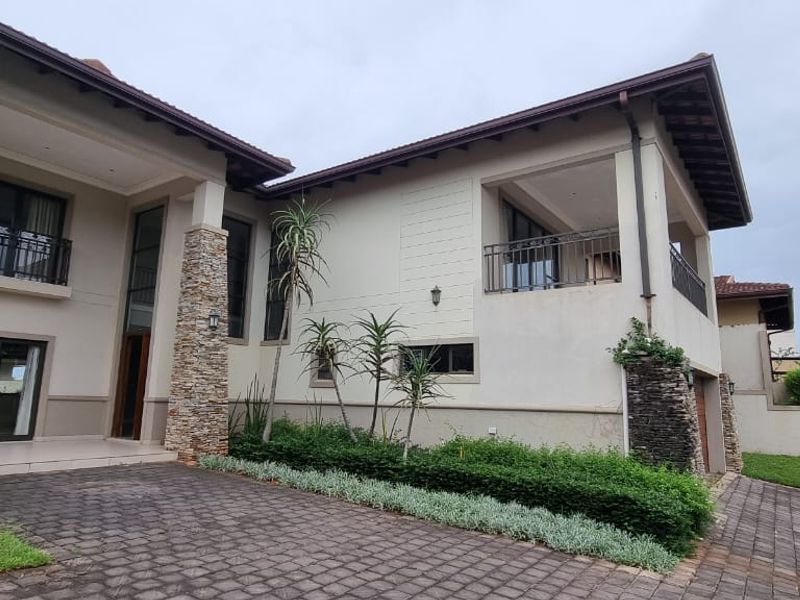 To Rent - Freestanding furnished 4 bedroom, pet friendly family home, - Photo 1