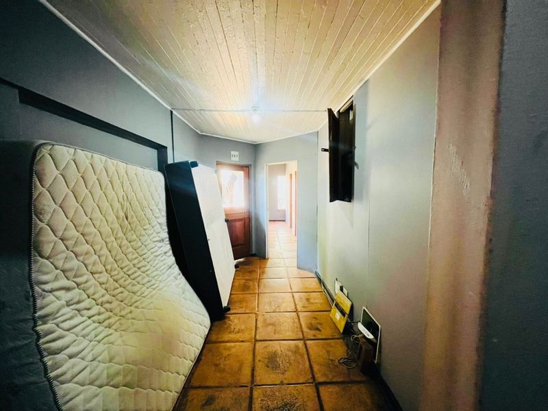 Grab this great and rare investment opportunity in the popular suburb of Melville. - Photo 10