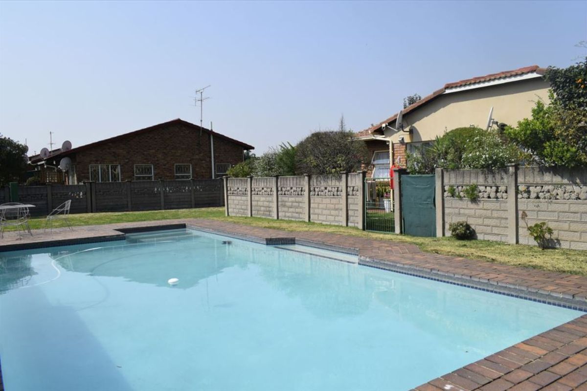 Charming Home with Pool and Modern Comforts - Photo 3