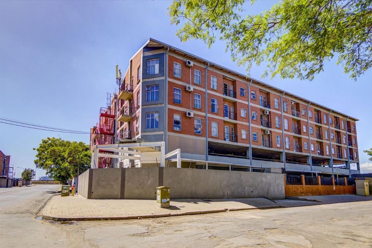 Cozy Starter Home with Modern Comforts - Photo 3