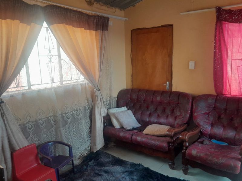 2 Bedroom house for Sale in Mamelodi East Ext-22 Pretoria - Photo 2