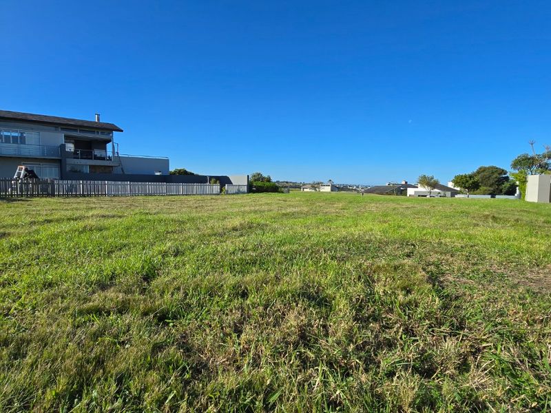 Stunning Oubaai Vacant stand with approved plans and VAT Included - Photo 2