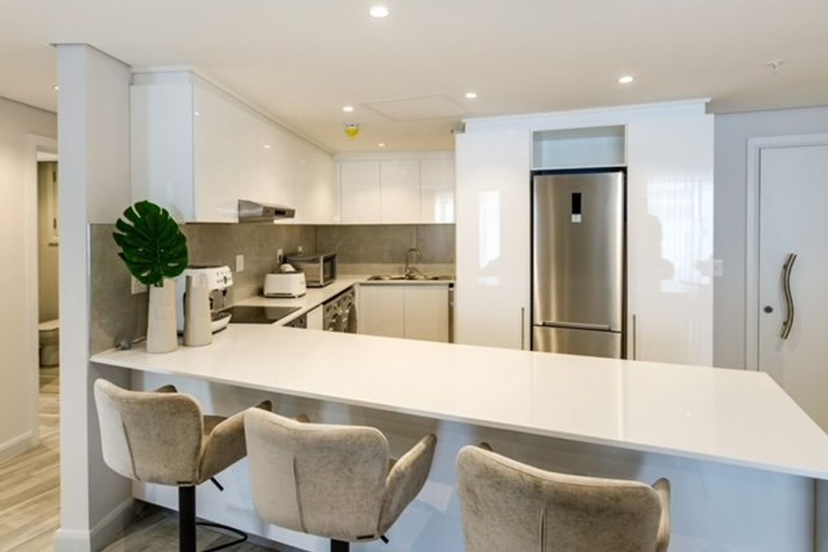 Oceans Umhlanga – The Pinnacle of Coastal Luxury - Photo 5