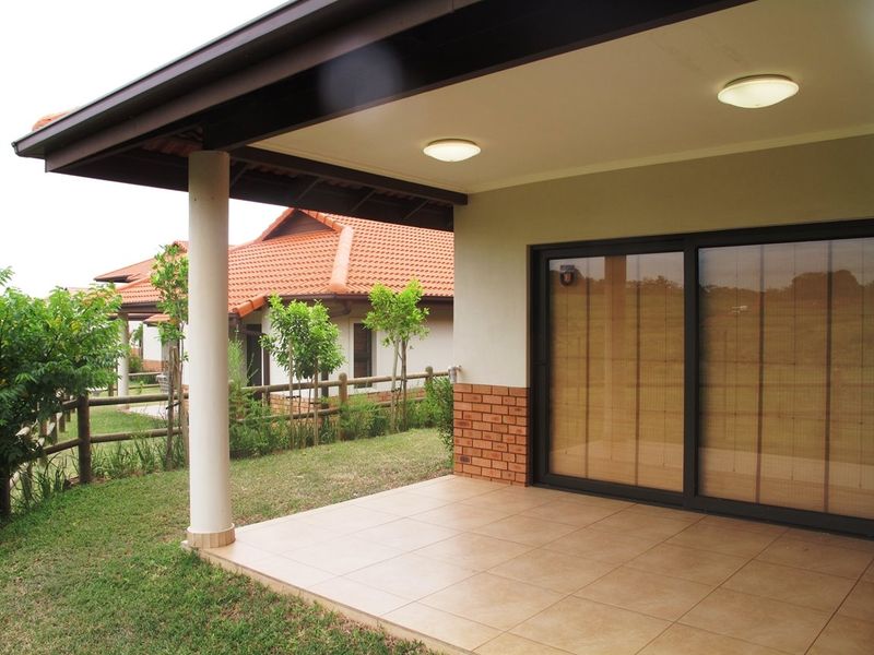 Izinga Ridge - freestanding cluster home in gated community - pet friendly - available 1st of October - Photo 3