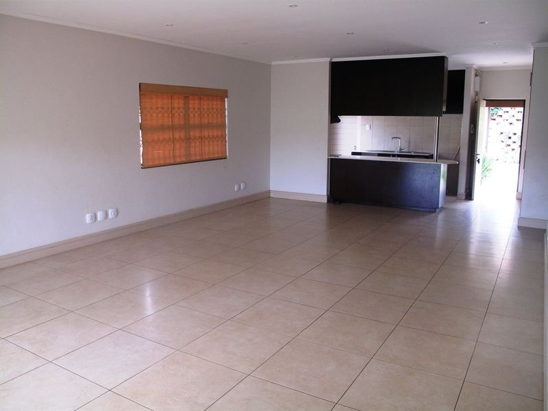 Izinga Ridge - freestanding cluster home in gated community - pet friendly - available 1st of October - Photo 10