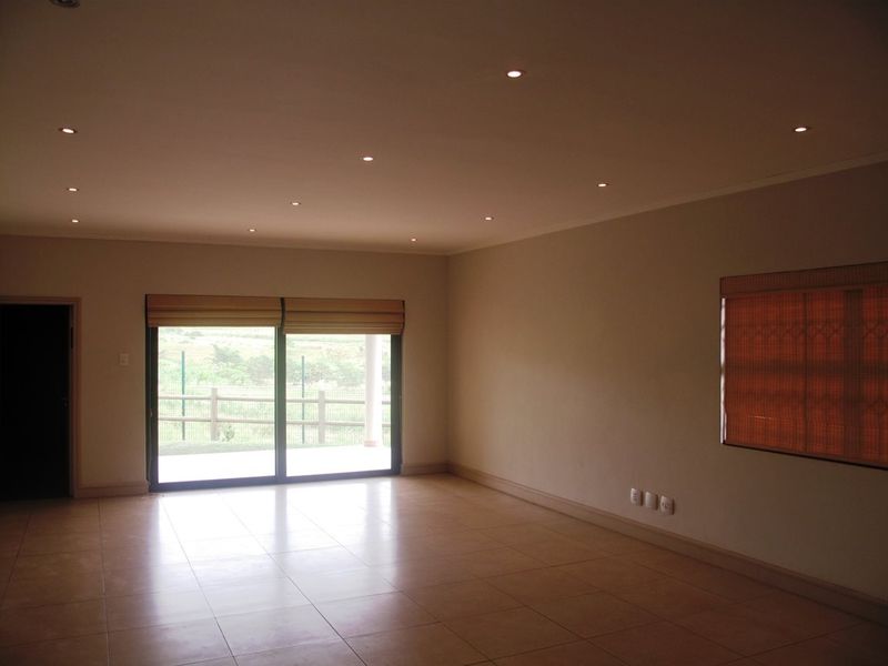 Izinga Ridge - freestanding cluster home in gated community - pet friendly - available 1st of October - Photo 6