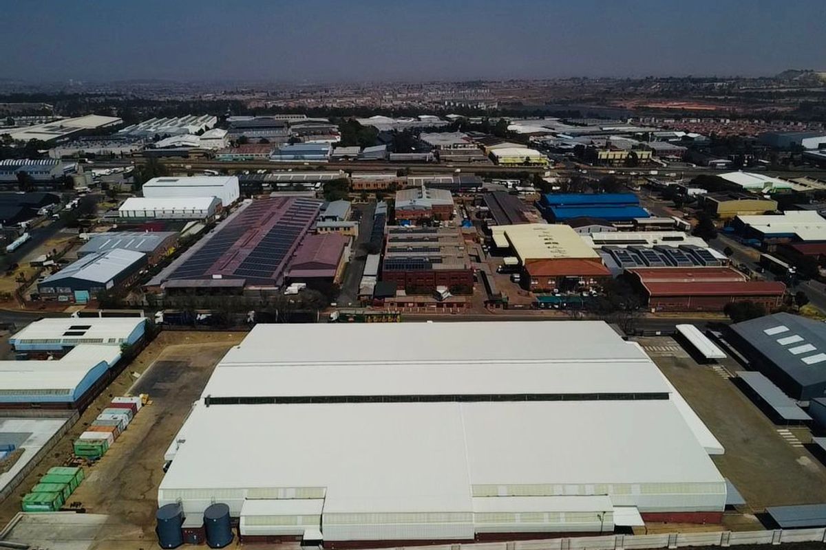 FOR SALE: Prime Industrial Investment – Katrol Avenue, Gauteng - Photo 4