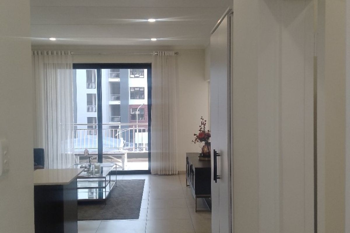 2 Bedroom Apartment for Sale in Greenstone Place - Photo 3