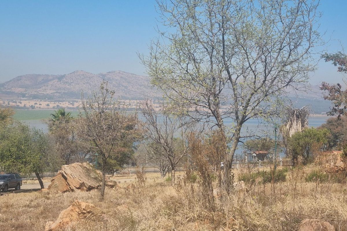 BIG 448SQM STAND FOR SALE IN KOSMOS  - Photo 4