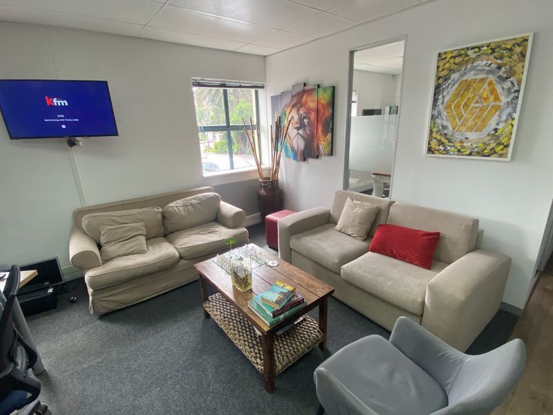 Commercial Office to Let in Century City - Photo 4