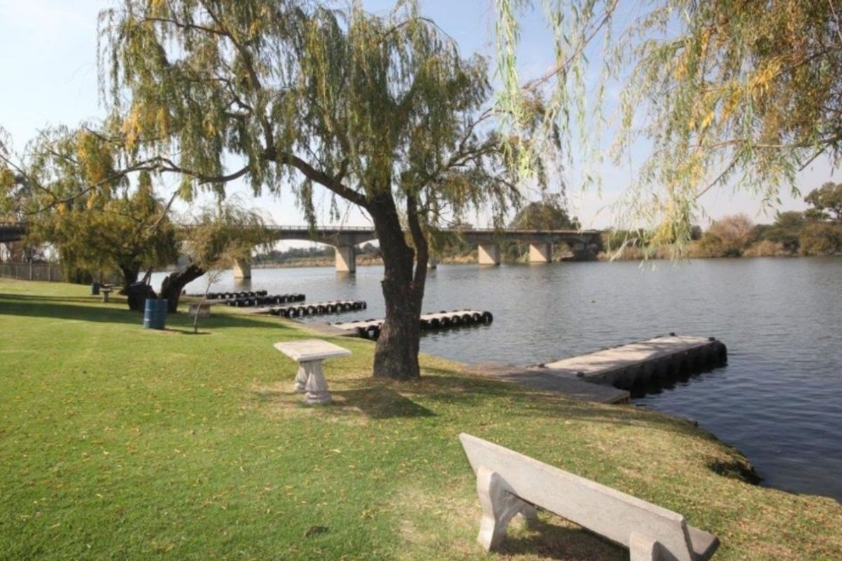 Well priced stand in the popular Riverspray Lifestyle Estate. - Photo 2