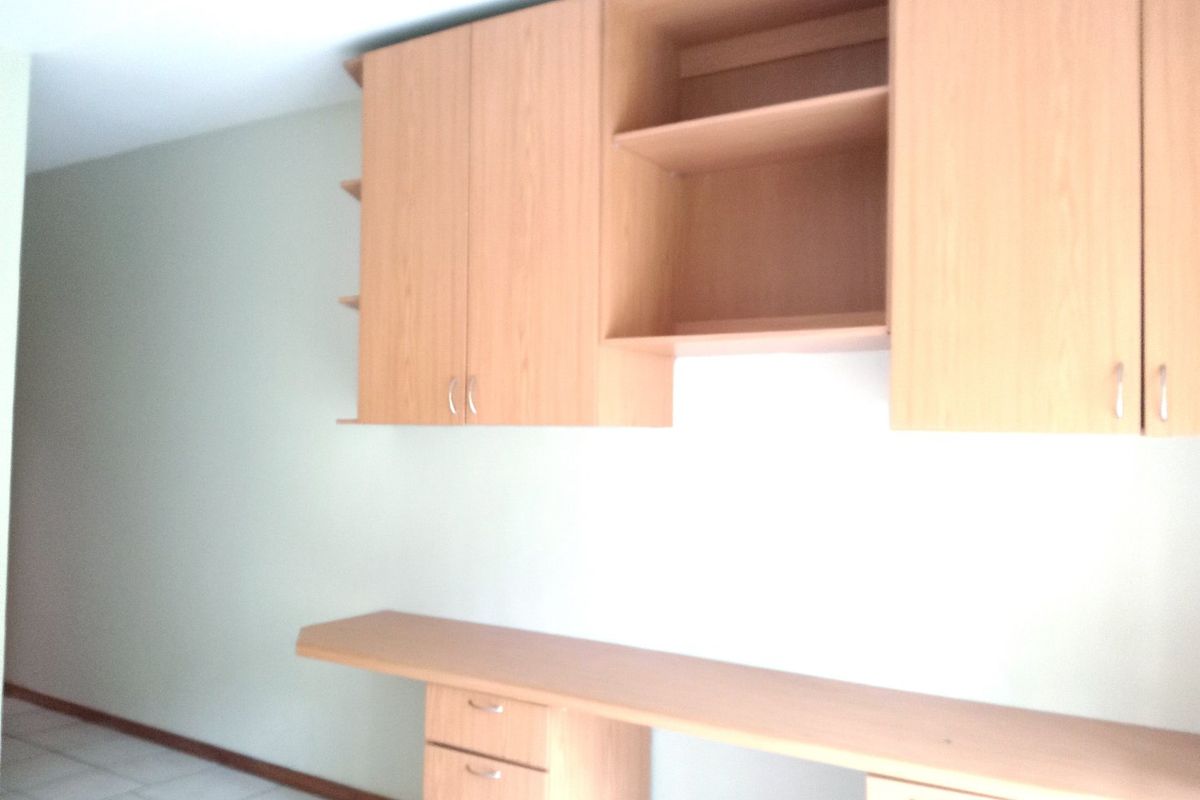 FULLY FURNISHED BACHELOR FLAT WITH UNDERCOVER PARKING  - Photo 5