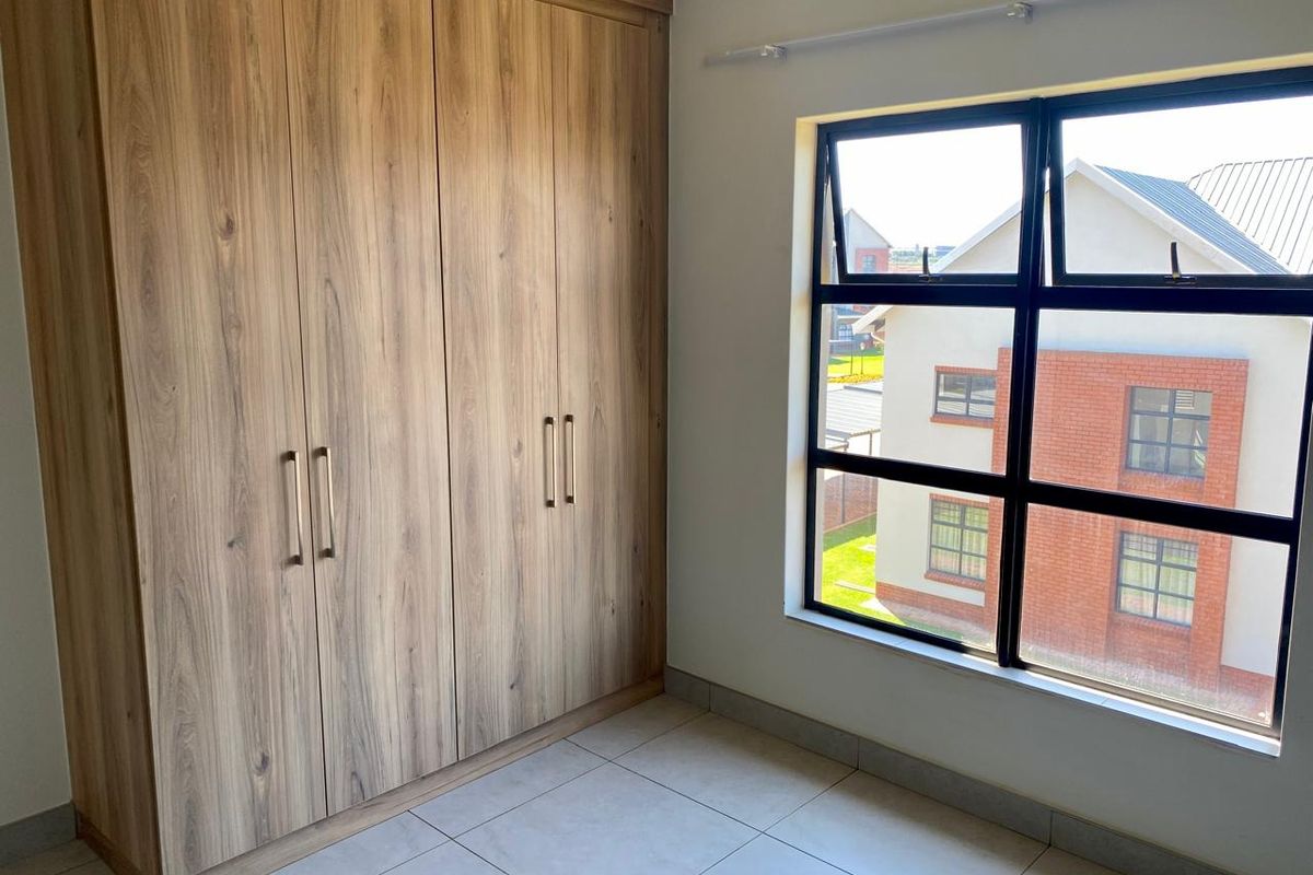 ONE BEDROOM UNIT WITH SOME APPLIANCES  - Photo 2