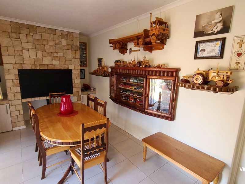 Peaceful, Tranquil & Secure Living...   - Photo 8