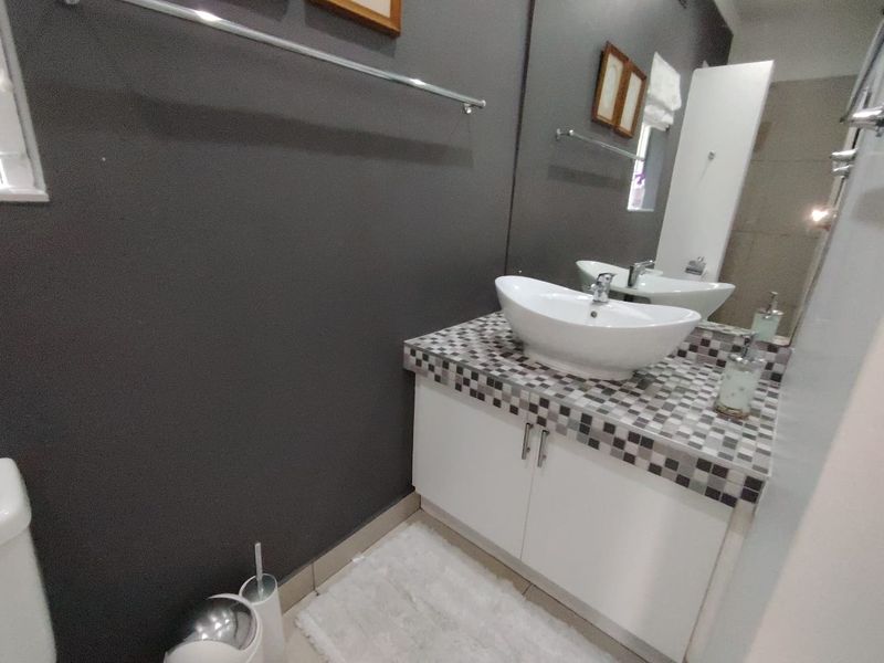 Beautiful Family Home in Ramsgate - Photo 10