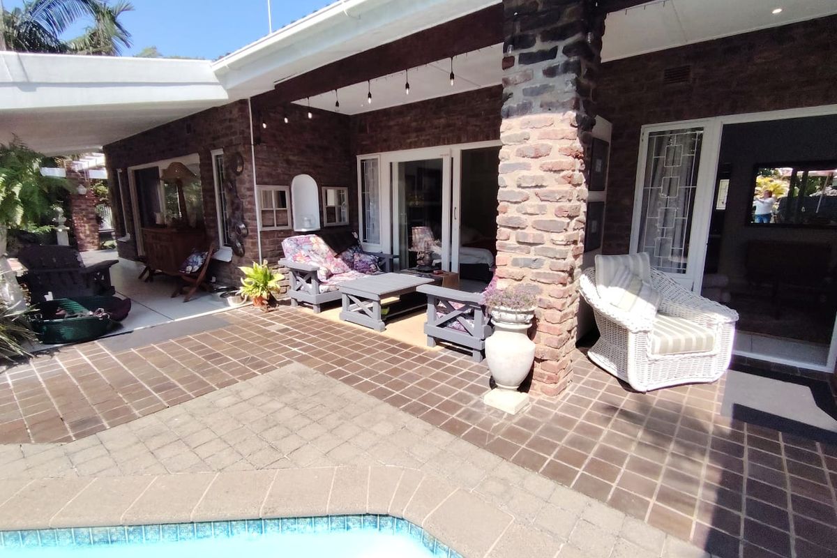 Beautiful Family Home in Ramsgate - Photo 2