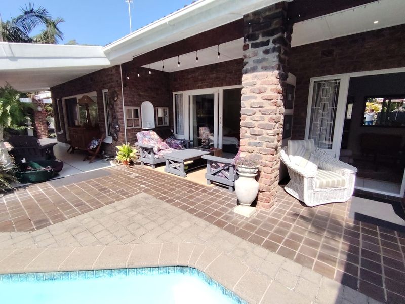 Beautiful Family Home in Ramsgate - Photo 2