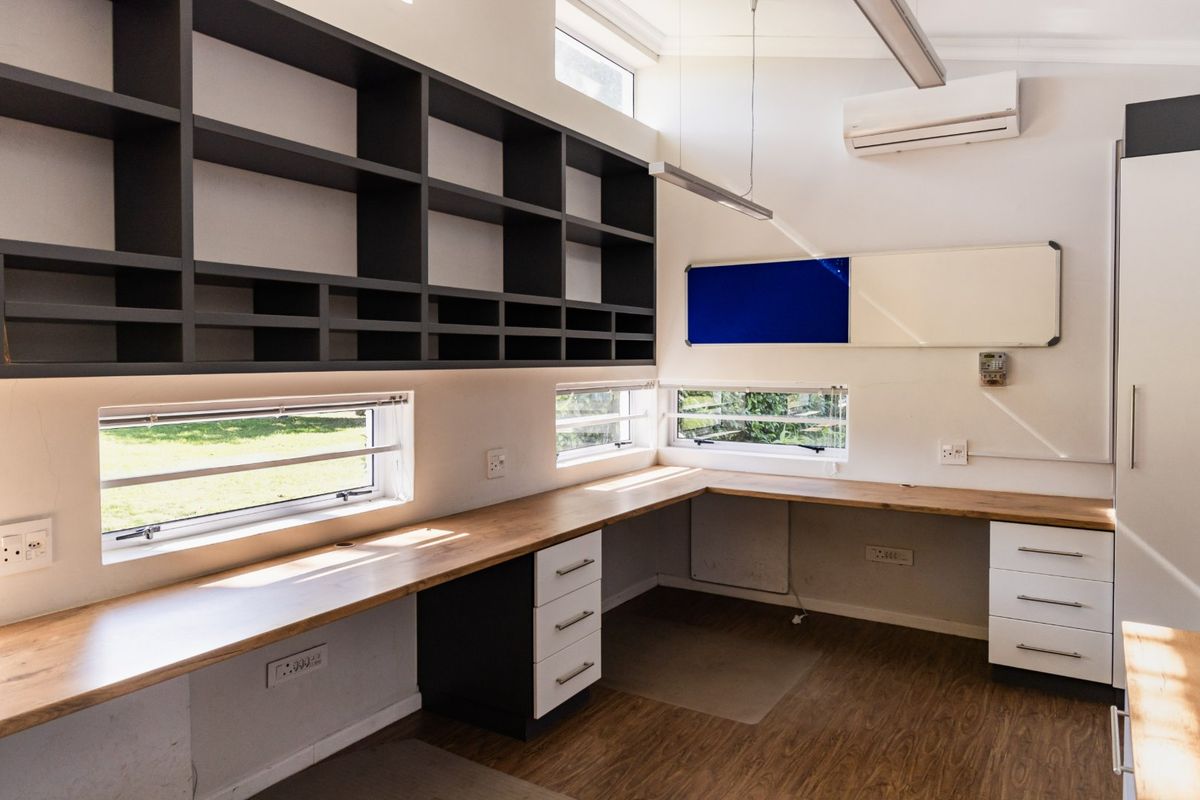 Modern, Secure Office Space to Let on Private Upmarket Estate – Charlo, Gqeberha - Photo 3