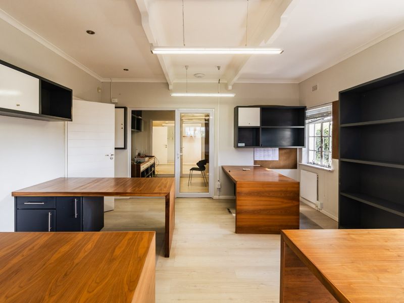 Flexible Office Space in Secure Estate Setting - immediate* - Photo 2