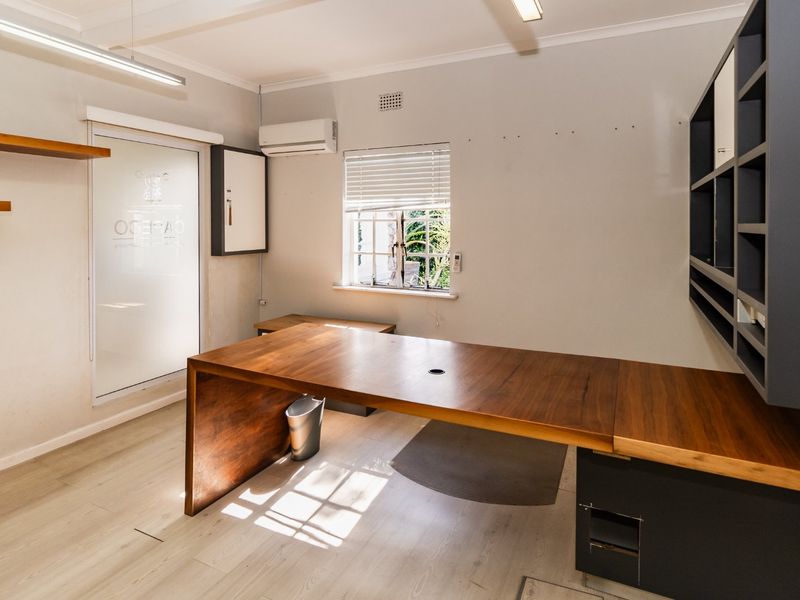 Flexible Office Space in Secure Estate Setting - immediate* - Photo 4