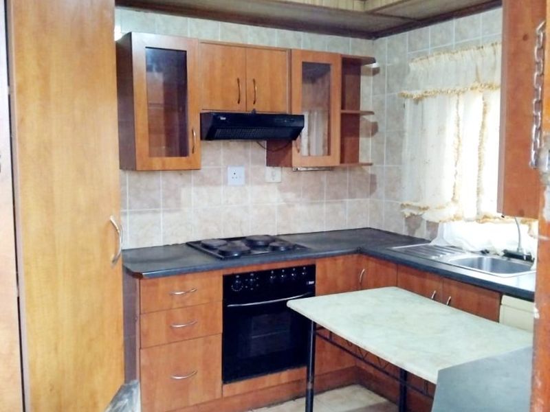 2 Bedroom Home  - Photo 2