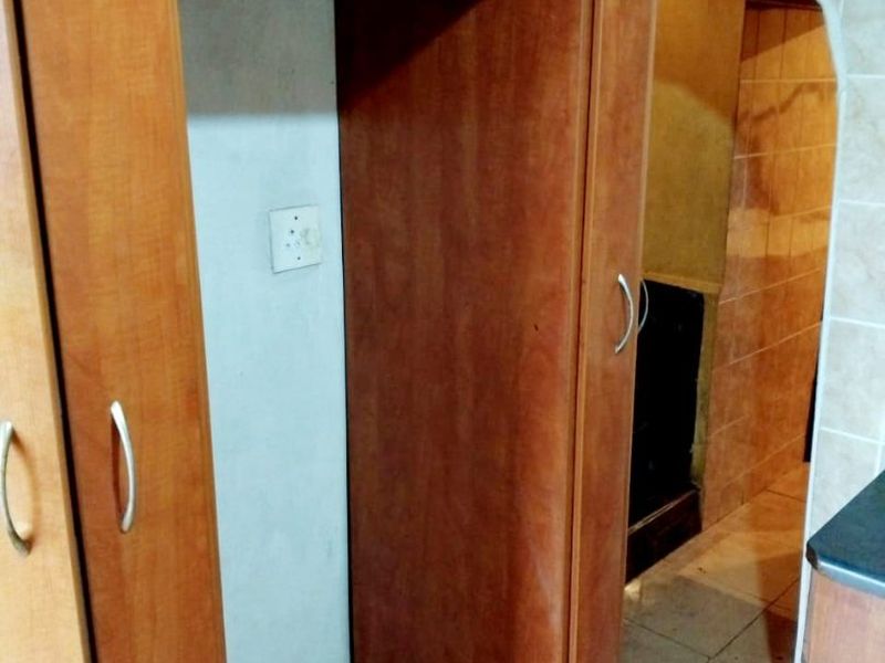 2 Bedroom Home  - Photo 9