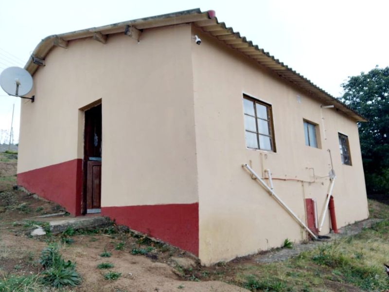 2 Bedroom Home  - Photo 8