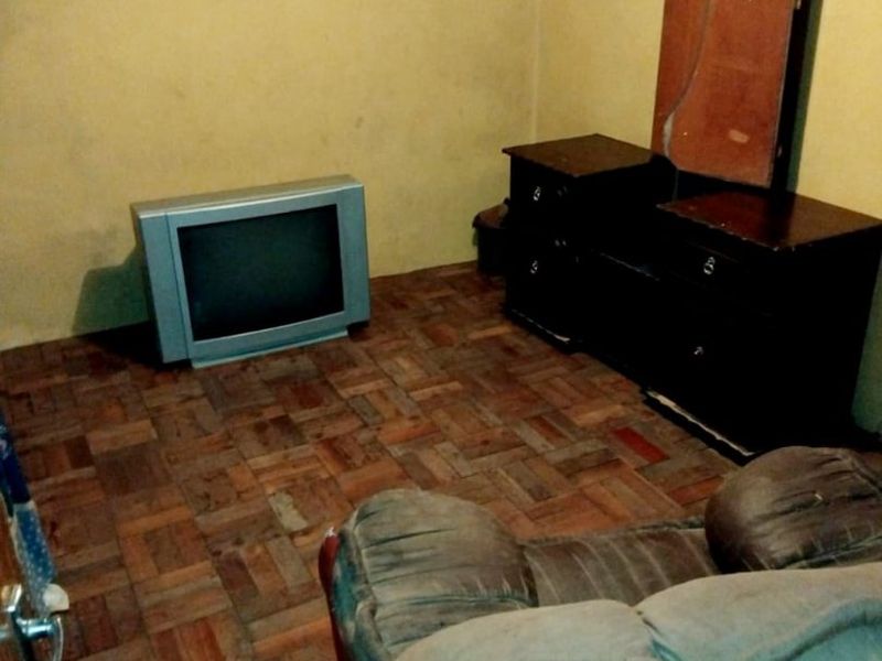 2 Bedroom Home  - Photo 10