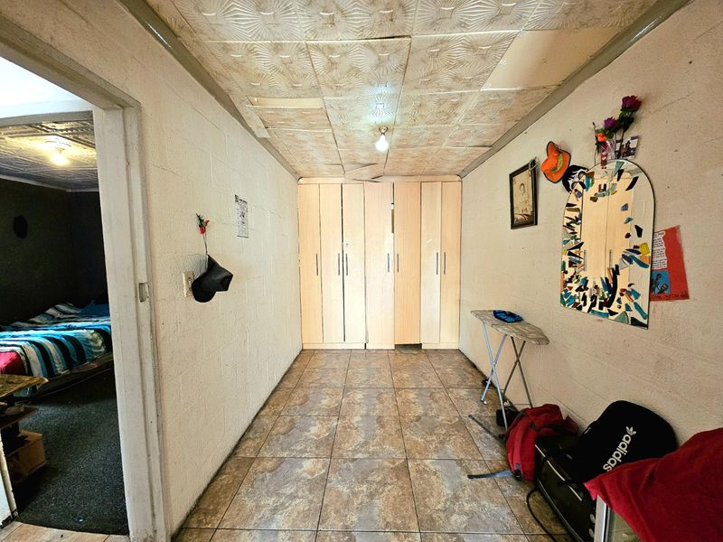 Three bedroom house with garage - Photo 10