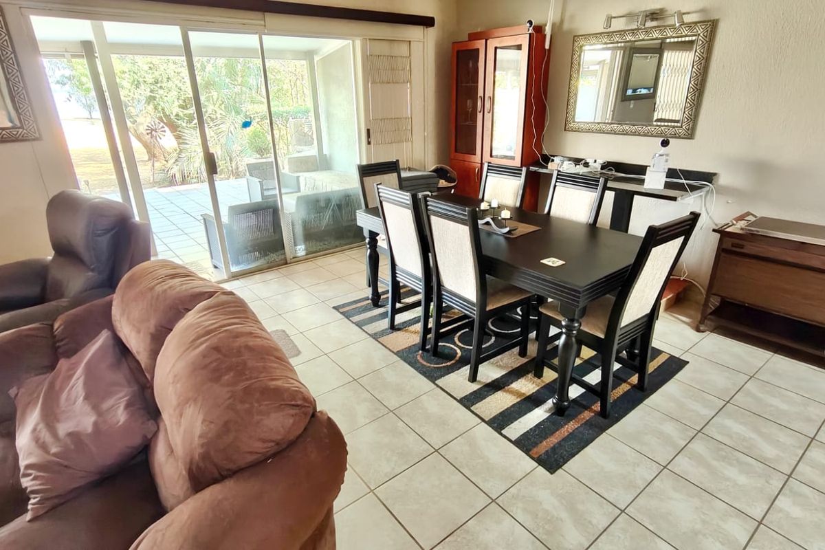 Your Waterfront Paradise Awaits – Exclusive Waterfront Property! - Photo 5