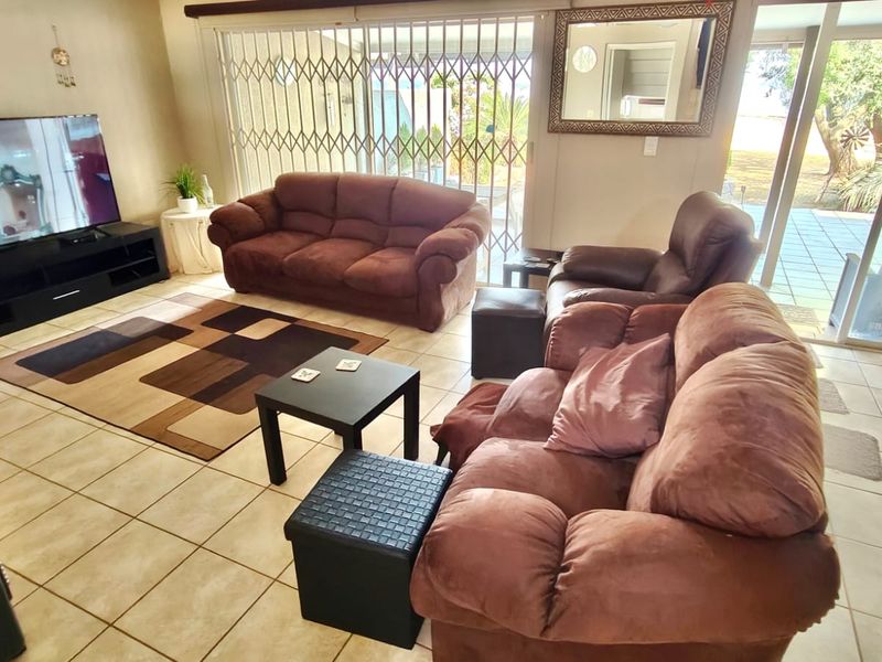 Your Waterfront Paradise Awaits – Exclusive Waterfront Property! - Photo 7