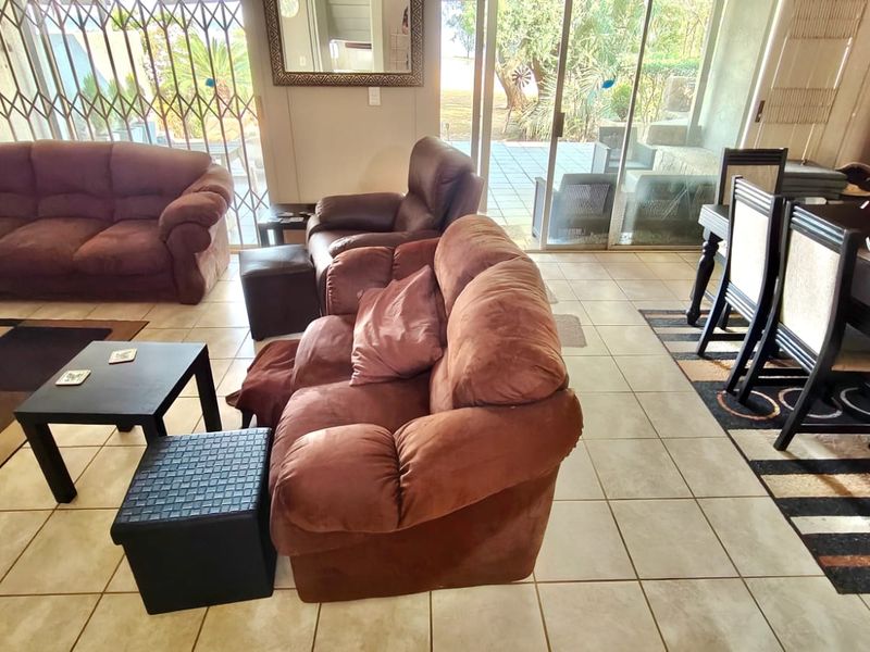 Your Waterfront Paradise Awaits – Exclusive Waterfront Property! - Photo 6