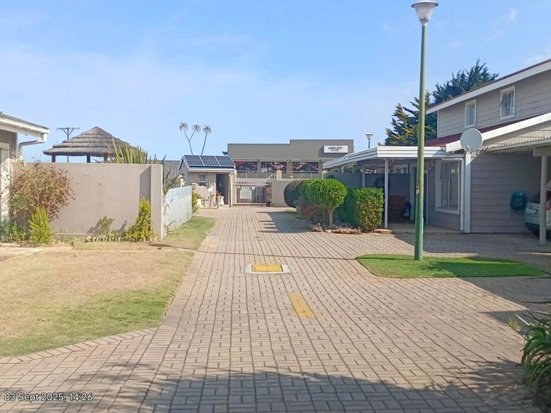 Coastal Living in the Heart of Hartenbos - Stylishly Newly Renovated  - Photo 5