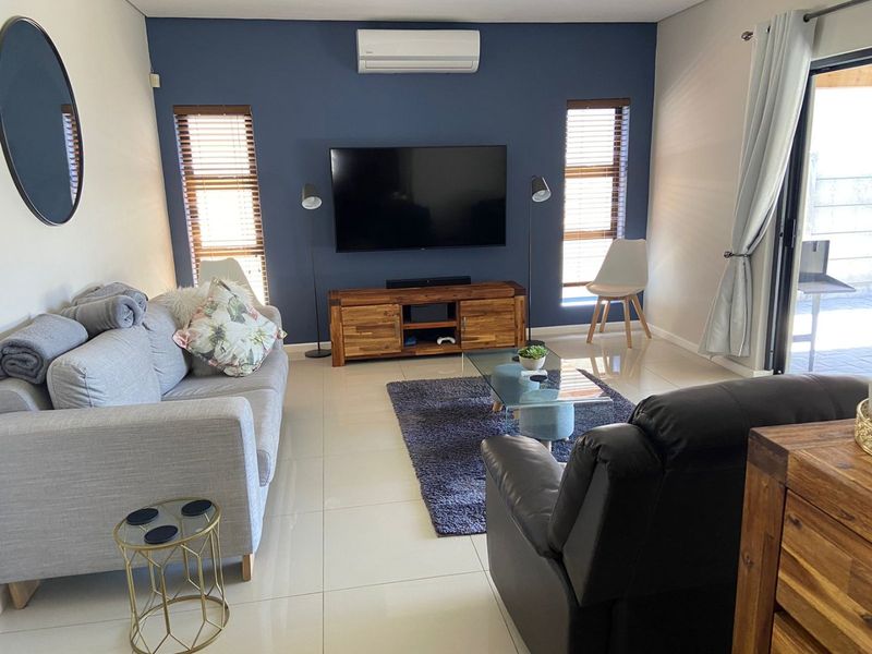 STUNNING 3 BEDROOM HOUSE TURNBERRY VILLAGE KUILSRIVER - Photo 10
