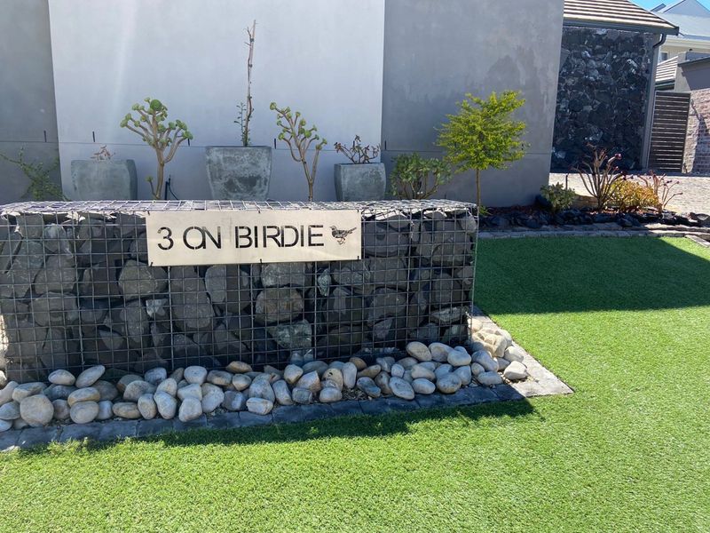 STUNNING 3 BEDROOM HOUSE TURNBERRY VILLAGE KUILSRIVER - Photo 9