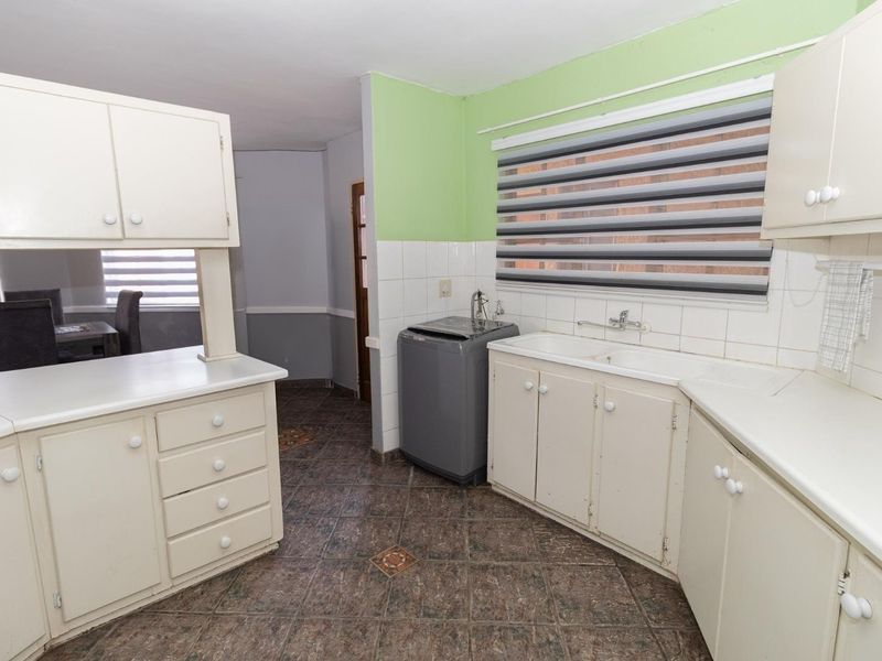 Looking for Space? This is it! - Photo 8