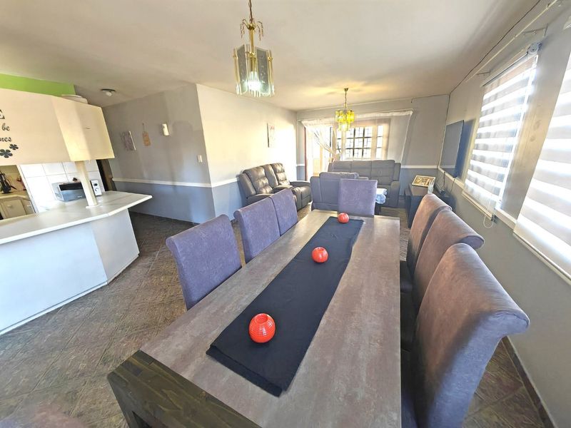 Looking for Space? This is it! - Photo 7