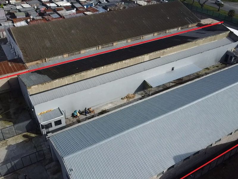 High-Potential Industrial Property in a Prime Location - Ideal Site for Wholesale, Church Premises, Warehouses, Manufacturing, Distribution, Storage or Butchery Business. - Photo 9