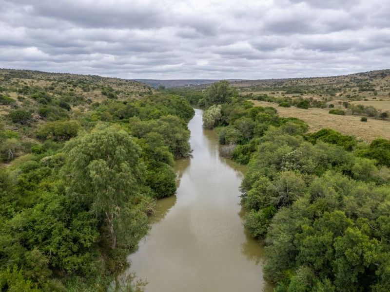 3,190ha Game Farm with 12km Koonap River Frontage – Eastern Cape - Photo 7