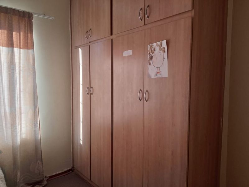 Lovely, neat town house for Sale in Panorama Park, Bloemfontein - Photo 10