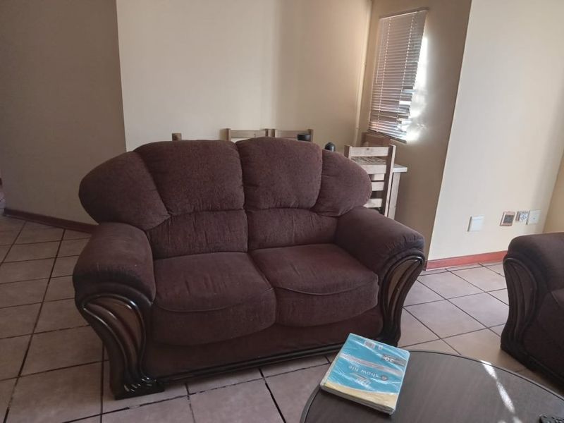 Lovely, neat town house for Sale in Panorama Park, Bloemfontein - Photo 6