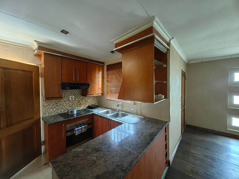 3 bedroom 2 bath house for sale in Cosmo City - Photo 7