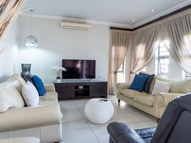 One of a kind - Photo 5