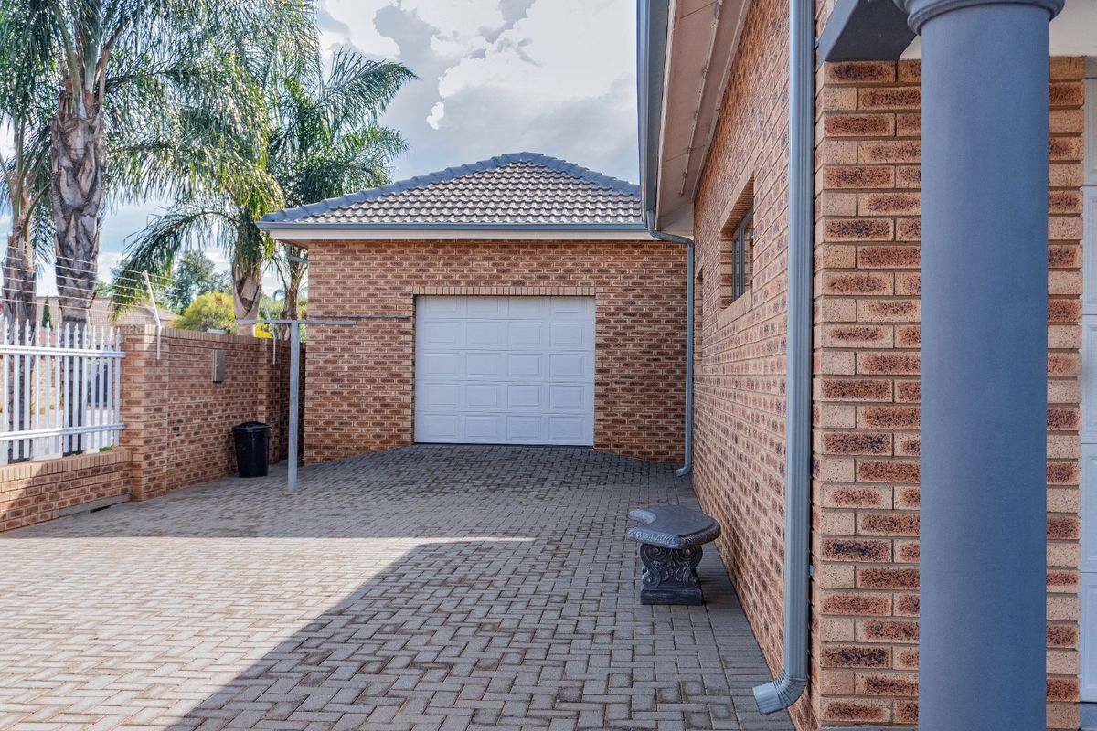 One of a kind - Photo 4