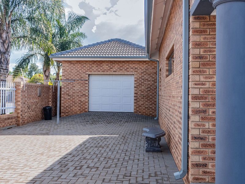 One of a kind - Photo 4