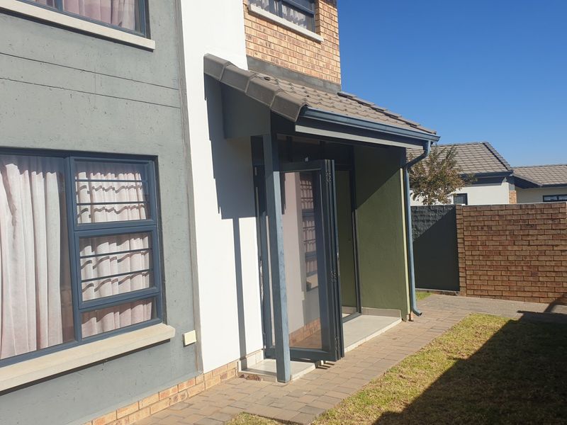 Why Settle for Basics - Photo 4